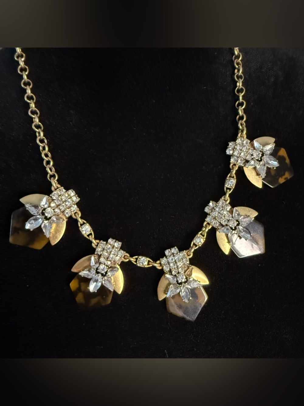 J Crew Tortoise Shell & Crystal Statement Necklace Gold Tone Floral Cluster Bib